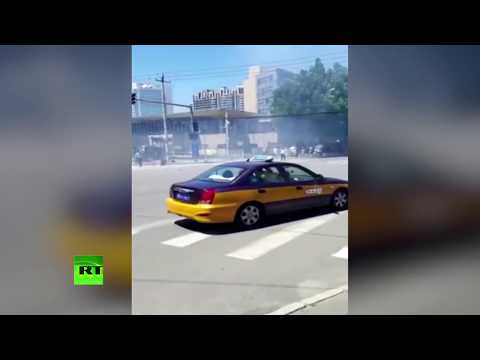Первые минуты после взрыва у посольства США в Пекине попали на видео