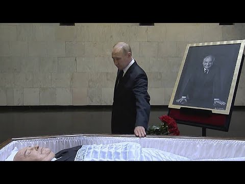 Путин простился с Горбачёвым на персональной церемонии в ЦКБ