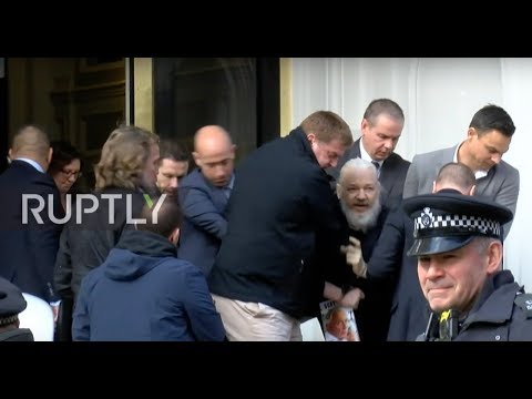 UK: Assange removed from Ecuadorian embassy ***WORLD EXCLUSIVE***