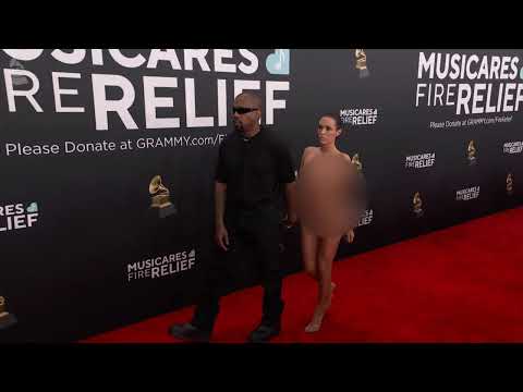 KANYE WEST and BIANCA CENSORI | Red Carpet Fashion Cam | 2025 GRAMMYs