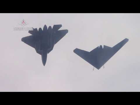 Первый совместный полет БЛА «Охотник» и истребителя Су-57