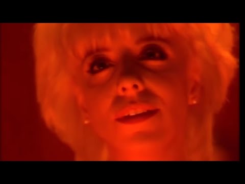 Julee Cruise - Falling HD