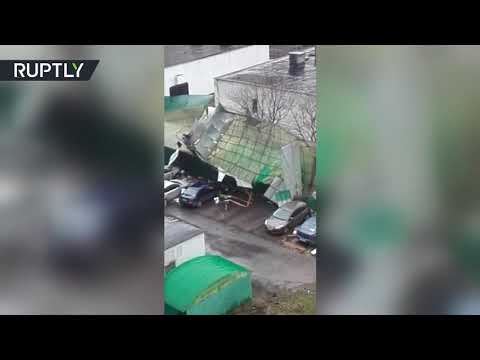 Видео последствий урагана в Москве