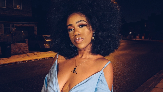THE SLUMFLOWER on X: how to style saggy boobs: a tutorial step 1 - wear  the damn outfit. step 2 - remember not to care. we are all dying.  #SAGGYBOOBSMATTER  / X