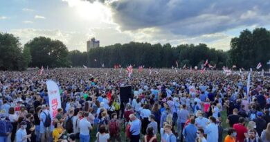 Митинг в поддержку Светланы Тихановской