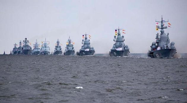 Парад ВМФ в Петербурге