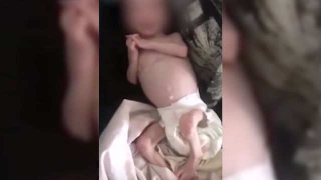 Мать полгода прятала новорожденную дочь в шкафу