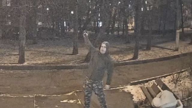 Полицейский выстрелил в девочку в Москве