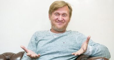 Андрей Рожков