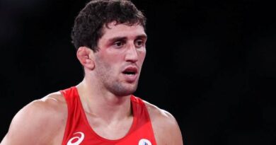 Заурбек Сидаков стал олимпийским чемпионом в вольной борьбе