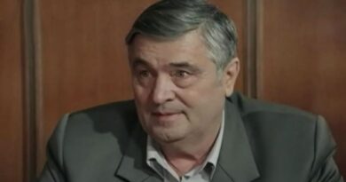 Актер Алексей Колесник