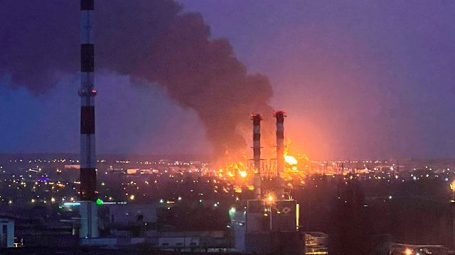 Нефтебаза в Белгороде загорелась в результате удара украинских вертолетов