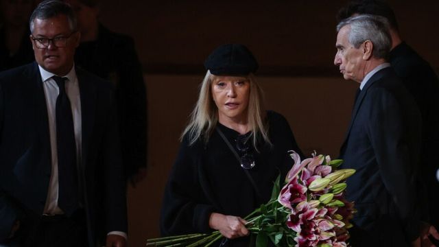 Алла Пугачева пришла проститься с Михаилом Горбачевым