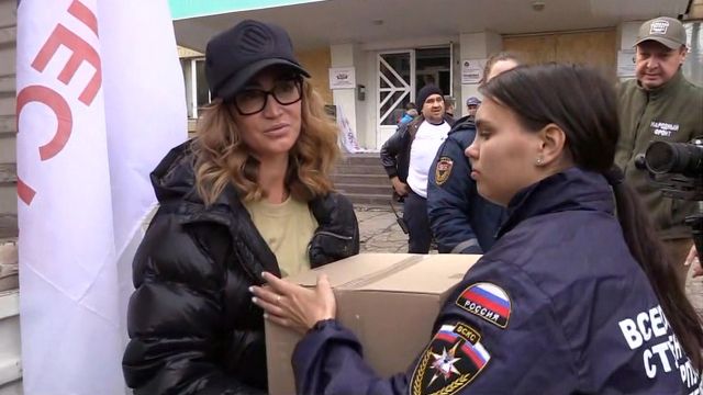 Ольга Бузова приехала в Донбасс