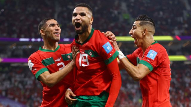 Сборная Марокко обыграла Португалию со счетом 1:0 в четвертьфинале чемпионата мира по футболу — 2022 в Катаре