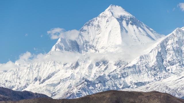 Дхаулагири, Непал