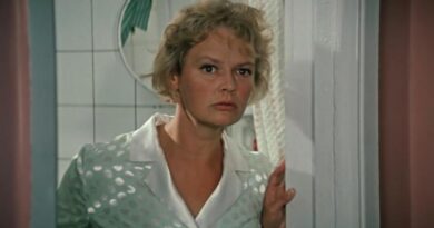 Нина Гребешкова