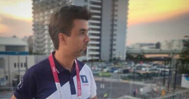 Спортивный комментатор Александр Гришин