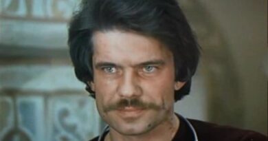 Александр Карин